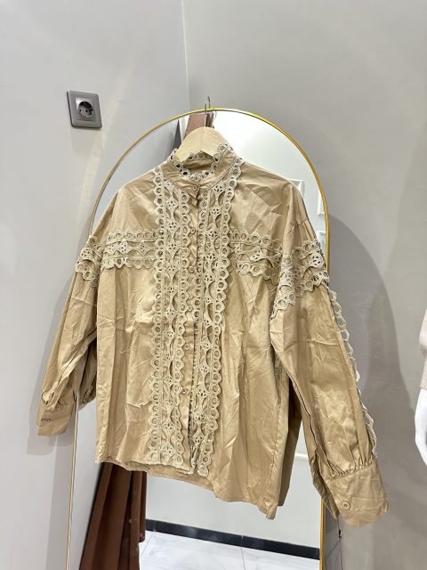 Kemeja katun eyelet