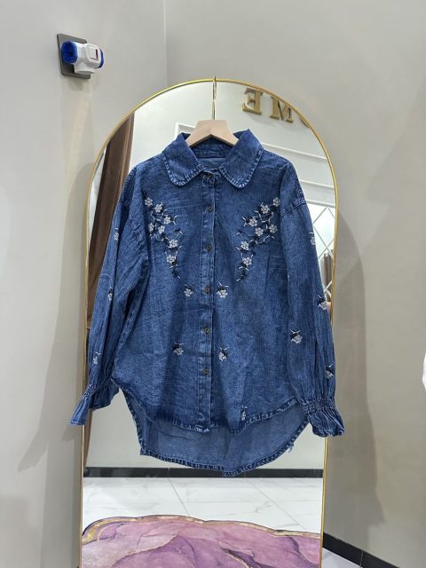 Kemeja High Low Jeans Bunga
