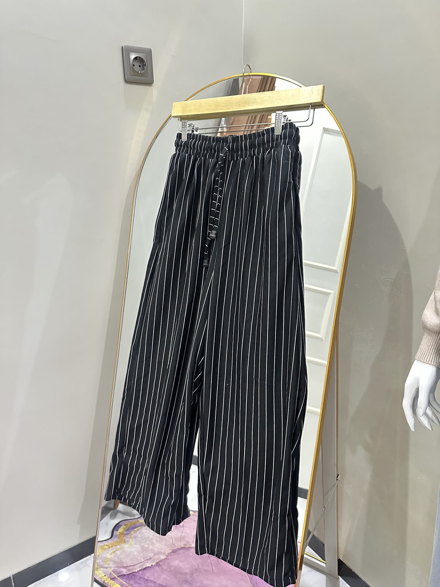 Celana Salur Premium - warna Hitam