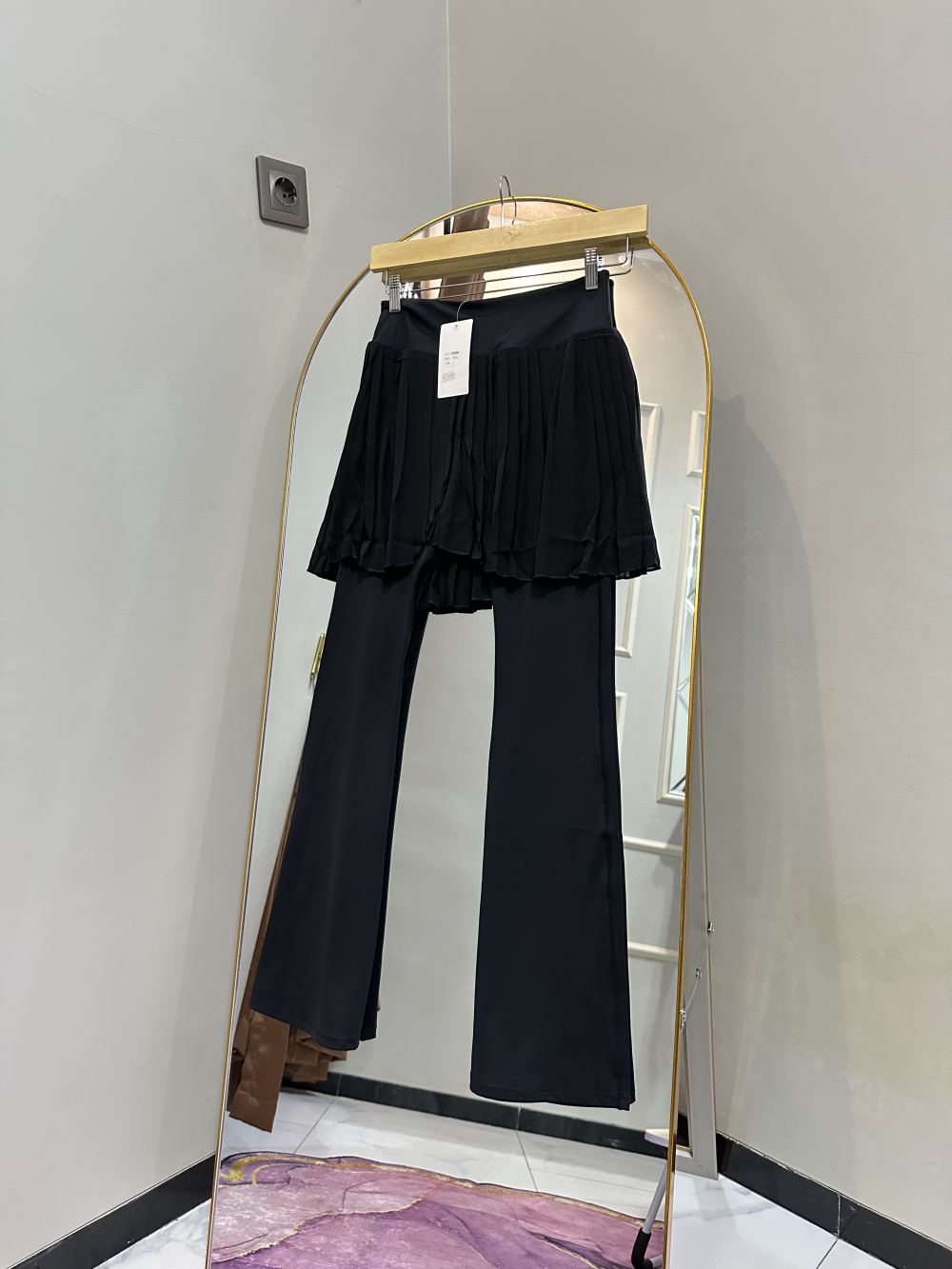 Cutbary set rok sport - warna Hitam