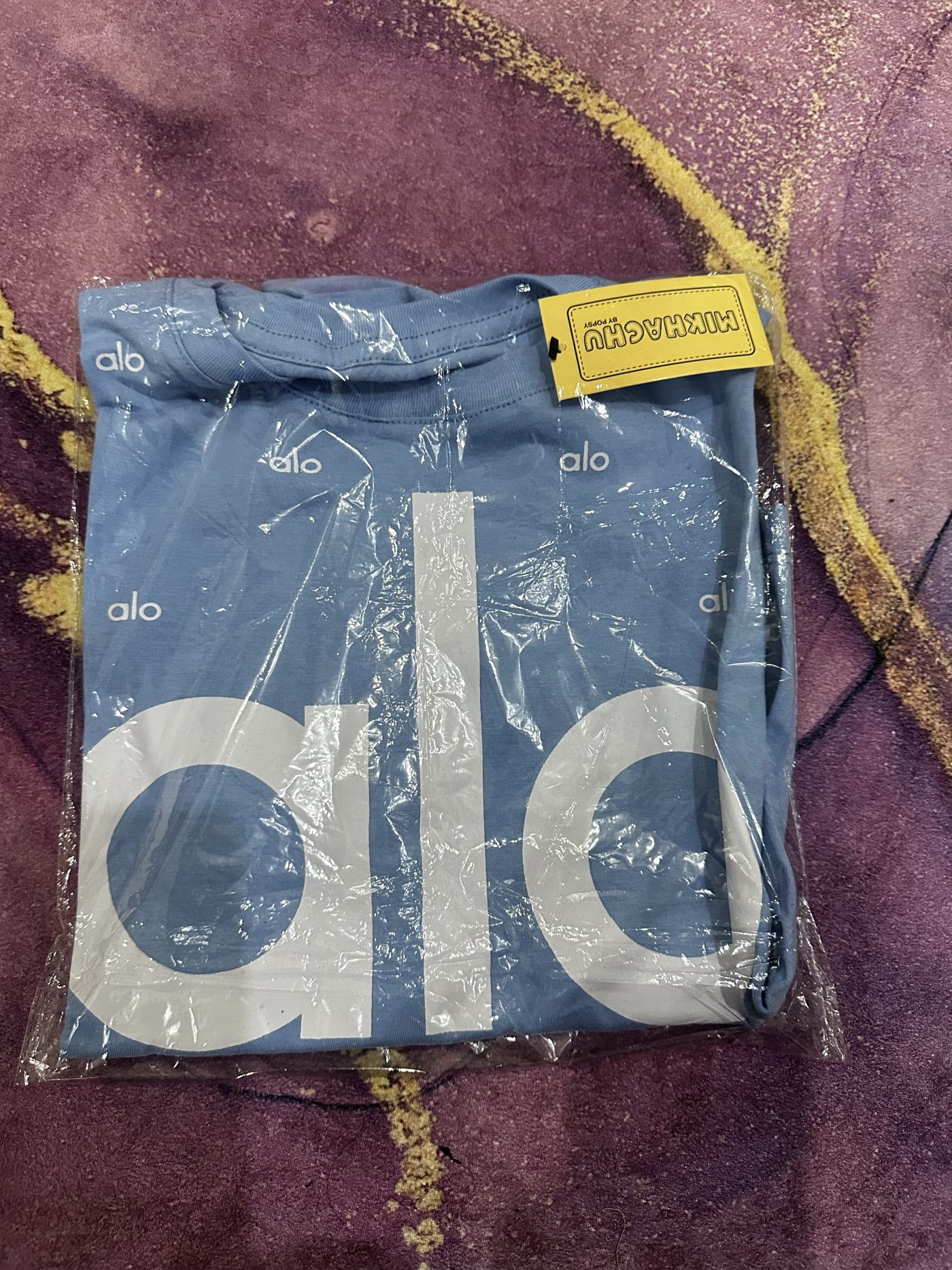 kaos crop alo - warna biru putih