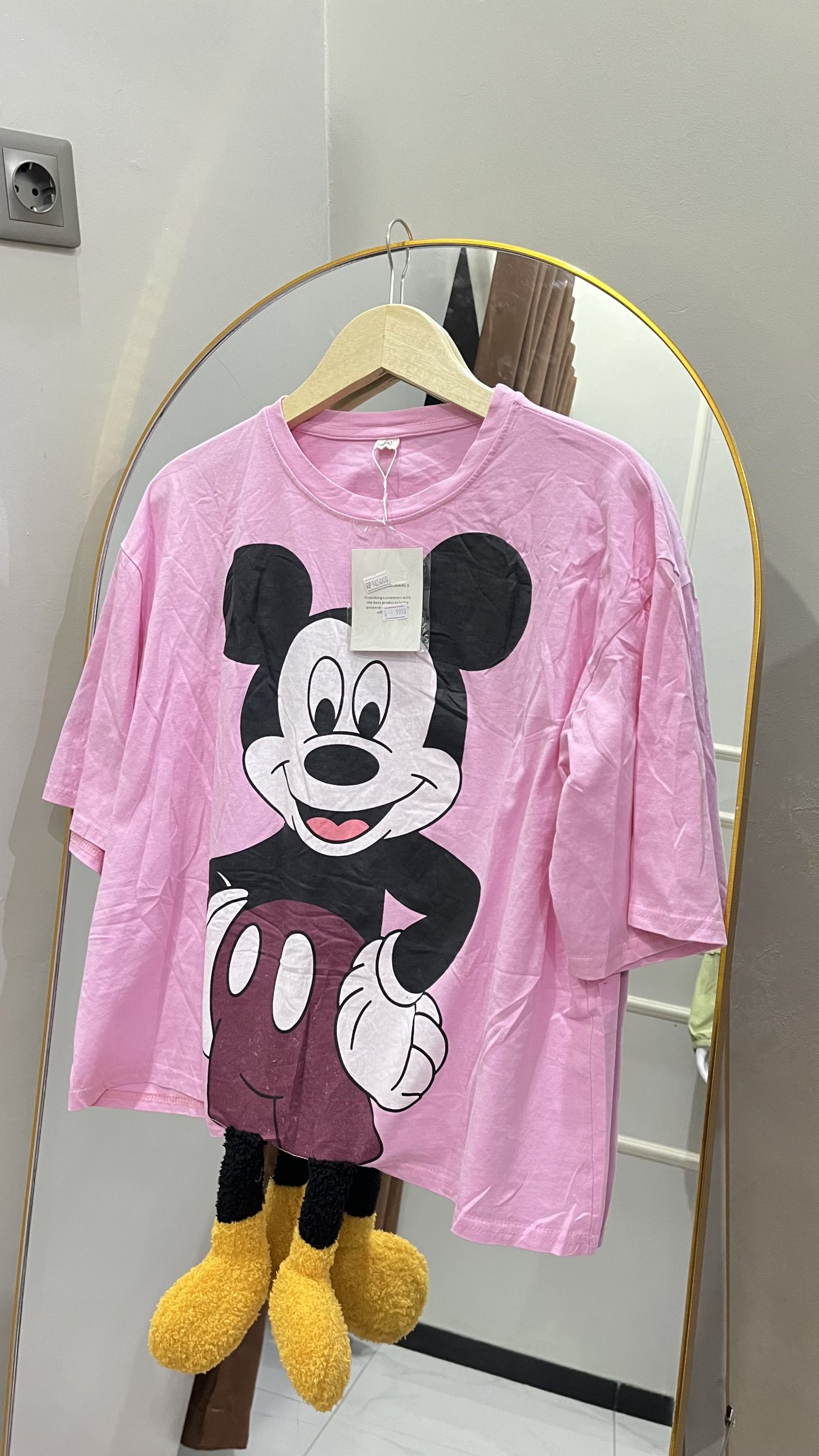 Kaos oversize karakter - warna Pink misty
